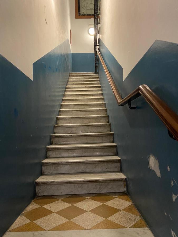 The Singer'S House Apartment Бари Екстериор снимка